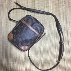 LOUIS VUITTON AMAZON